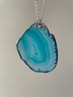 Blue agate slice necklace